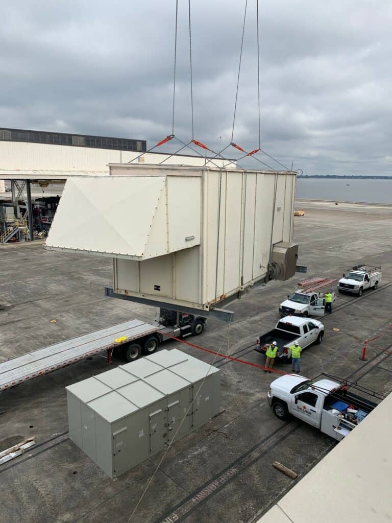 Construction cranes in Florida