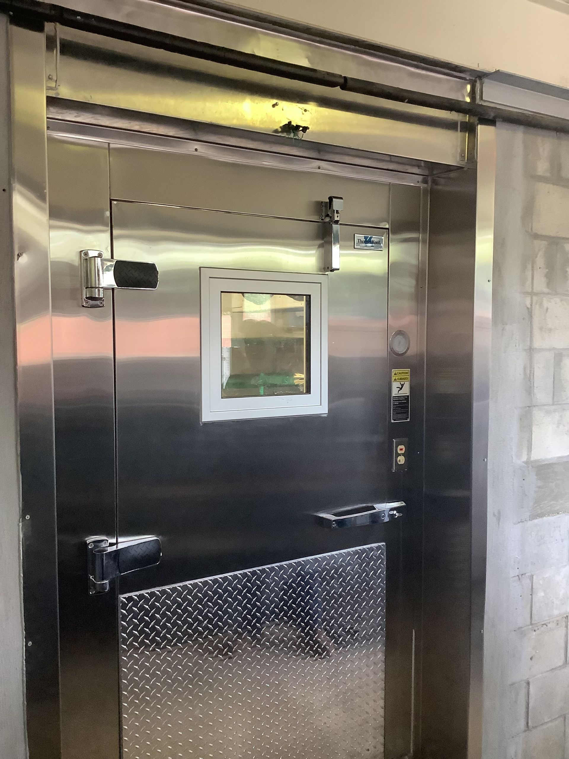 WalkIn Cooler and Freezer Replacement for Local Public Schools